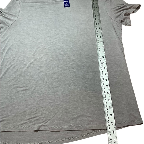 2 (TWO) KIT AND ACE Men’s Short Sleeve V-Neck Ultra Soft Tees 1 Blue, 1 Gray M - Picture 6 of 9